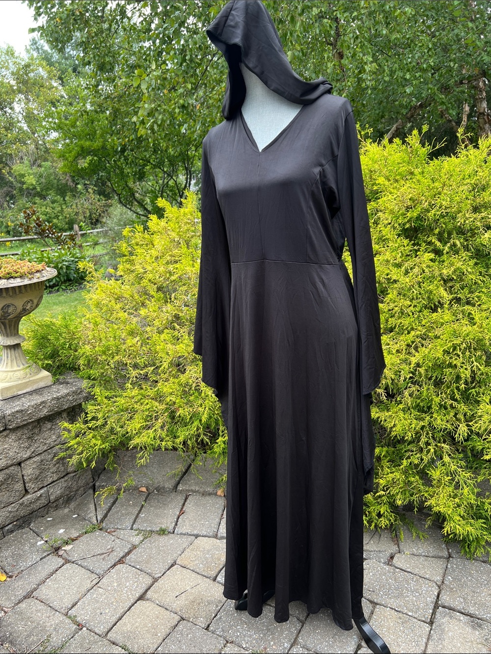 Spirit Halloween Black Hooded Dress Size 4-8